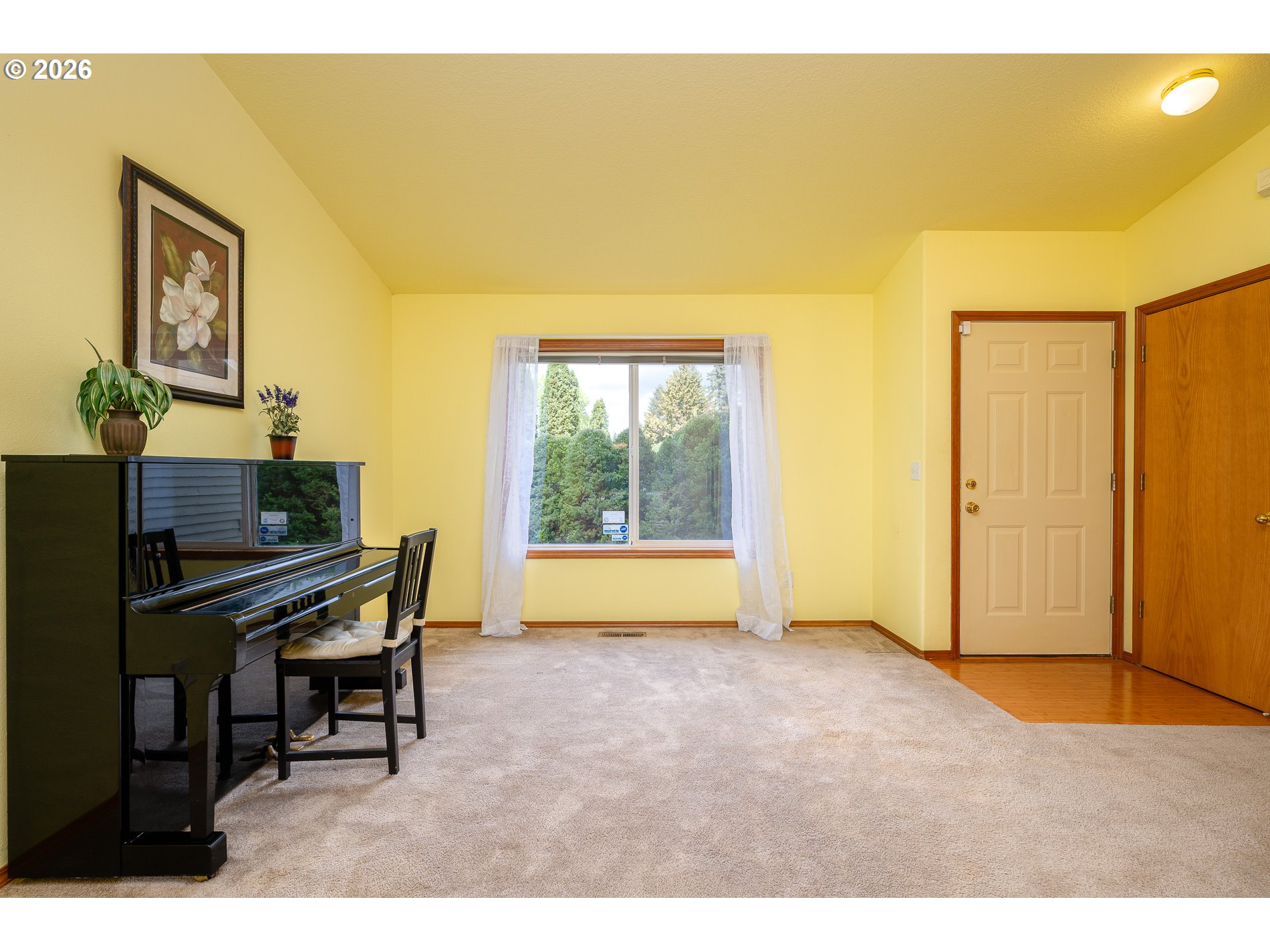 14300 Southeast Center Street Portland, OR 97236 - Photo 7 of 48