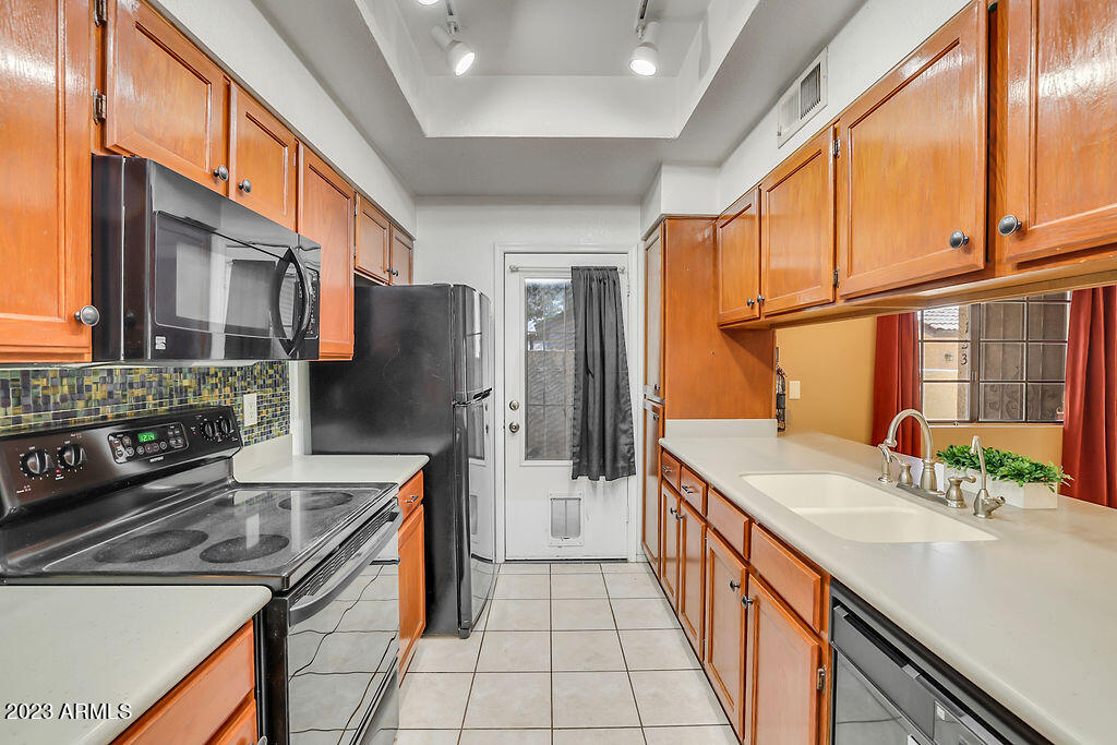 1222 West Baseline Road, Unit 153 Tempe, AZ 85283 - Photo 5 of 30 0H0A2932