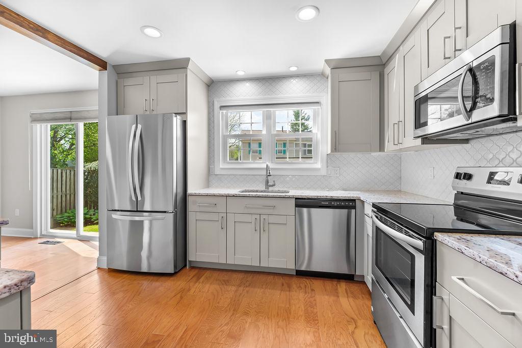 17429 Gallagher Way Olney, MD 20832 - Photo 8 of 30