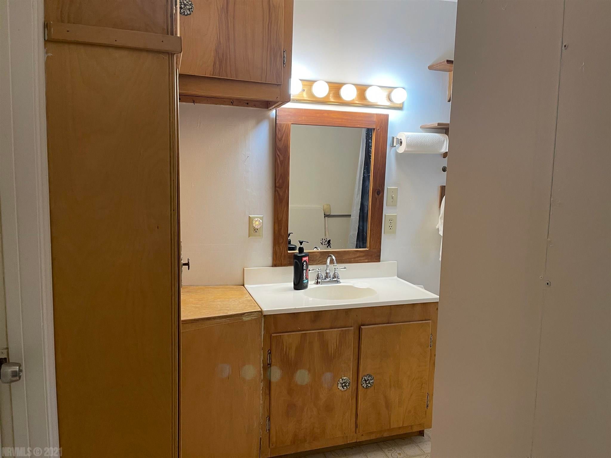 151 Stinking Lick Road Peterstown, WV 24963 - Photo 6 of 23 Gallery Image 6
