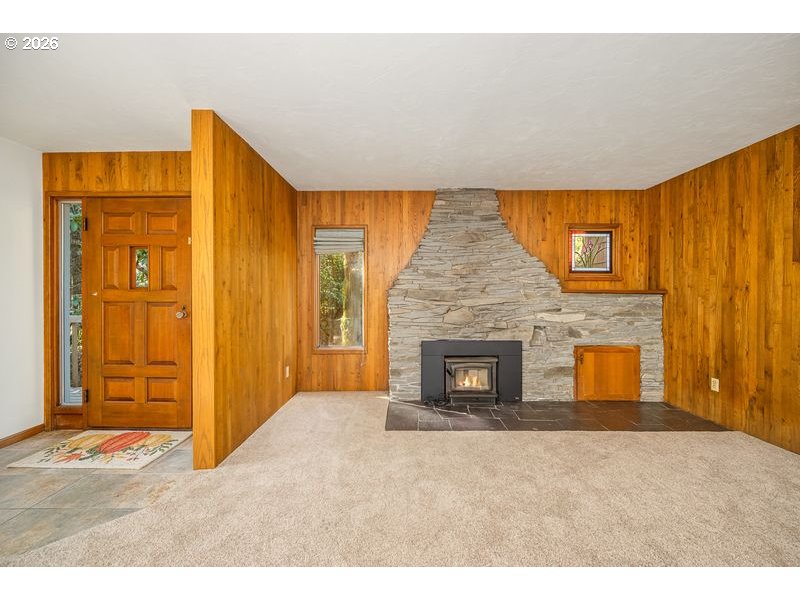5865 Mercer Lake Road Florence, OR 97439 - Photo 7 of 41 Gallery Image 7