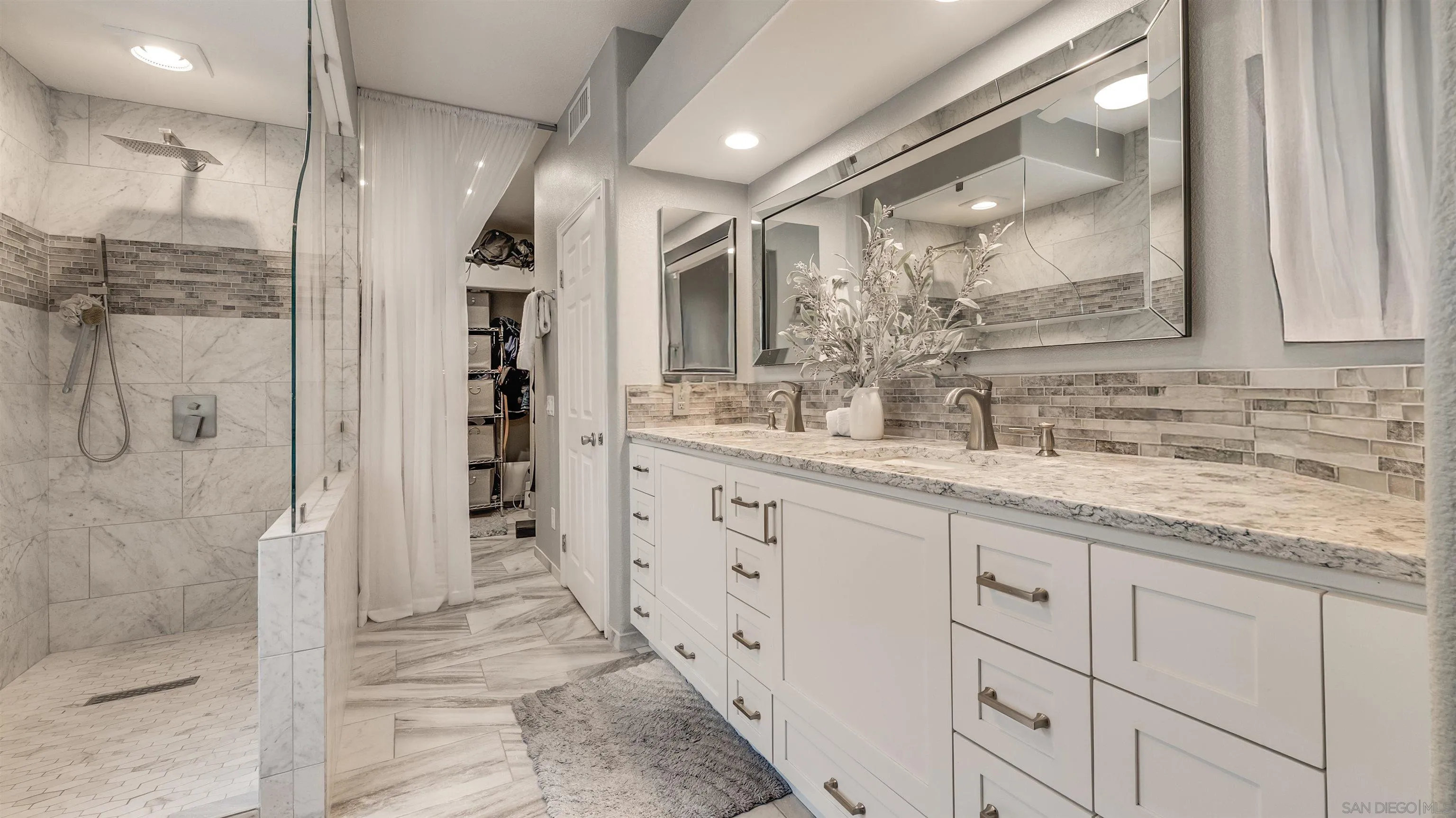 2352 Rock Crest Glen Escondido, CA 92026 - Photo 20 of 48 a bathroom with a granite countertop sink mirror and shower