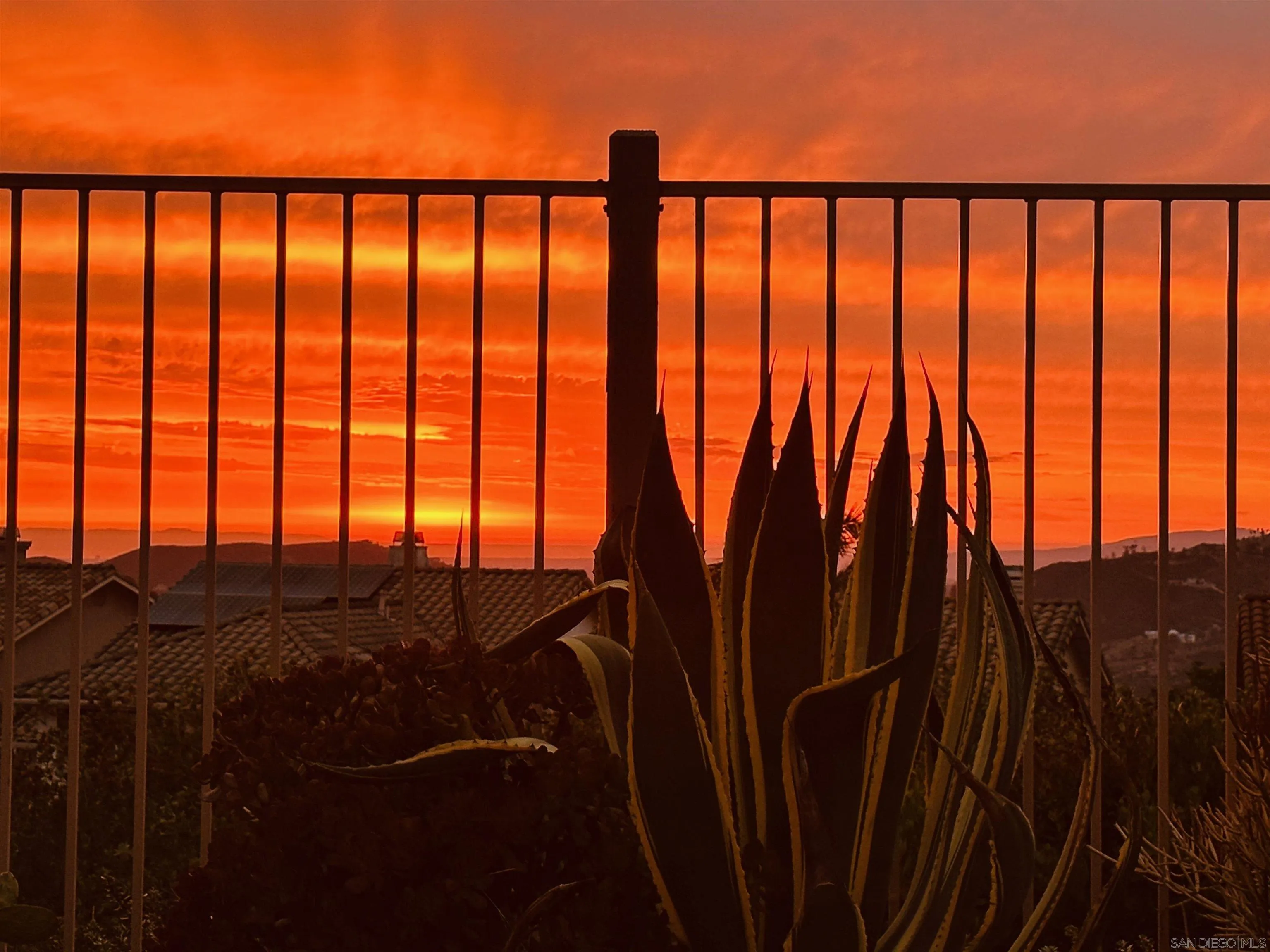 2352 Rock Crest Glen Escondido, CA 92026 - Photo 46 of 48 a view of a balcony