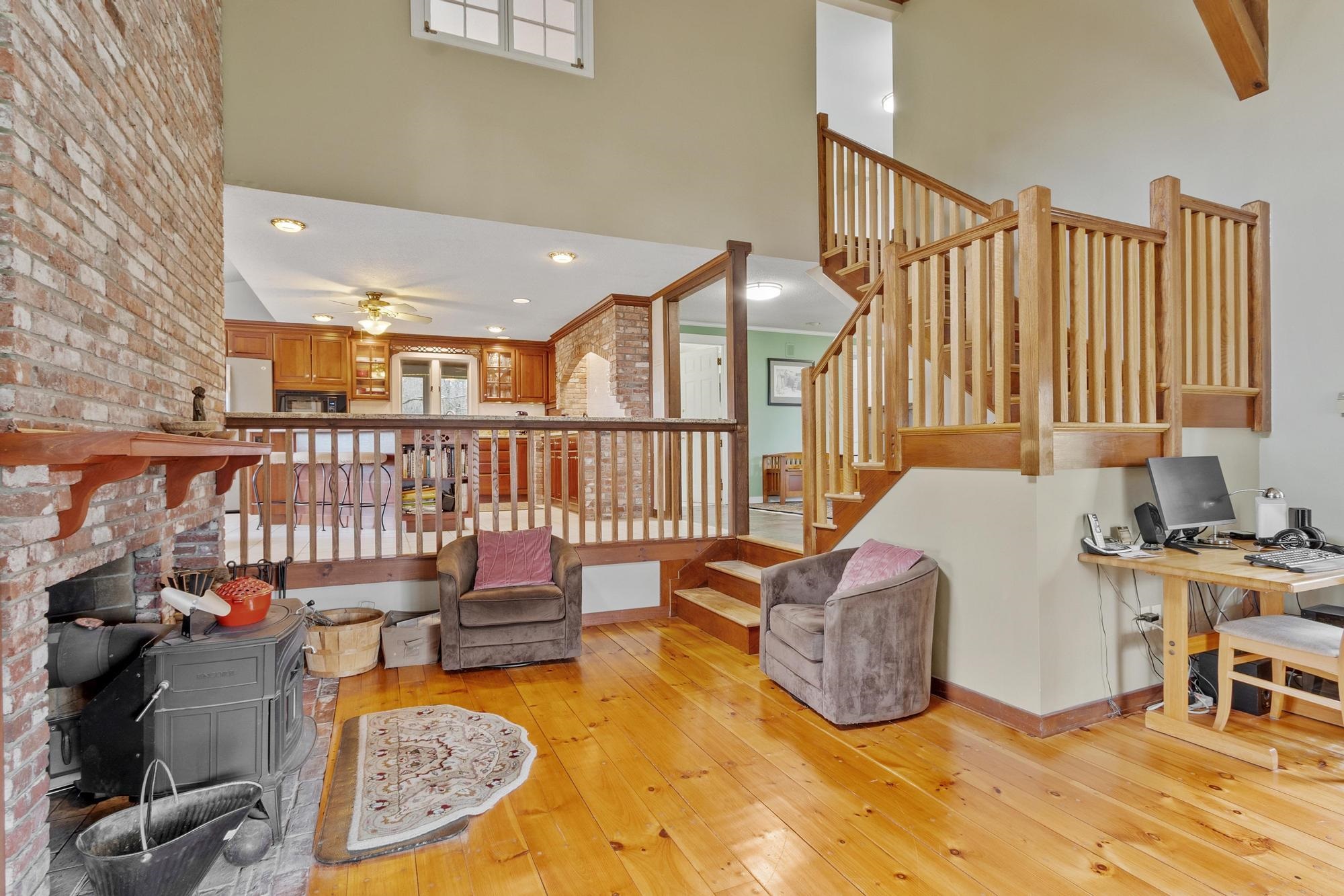 76 English Range Road Derry, NH 03038 - Photo 16 of 60