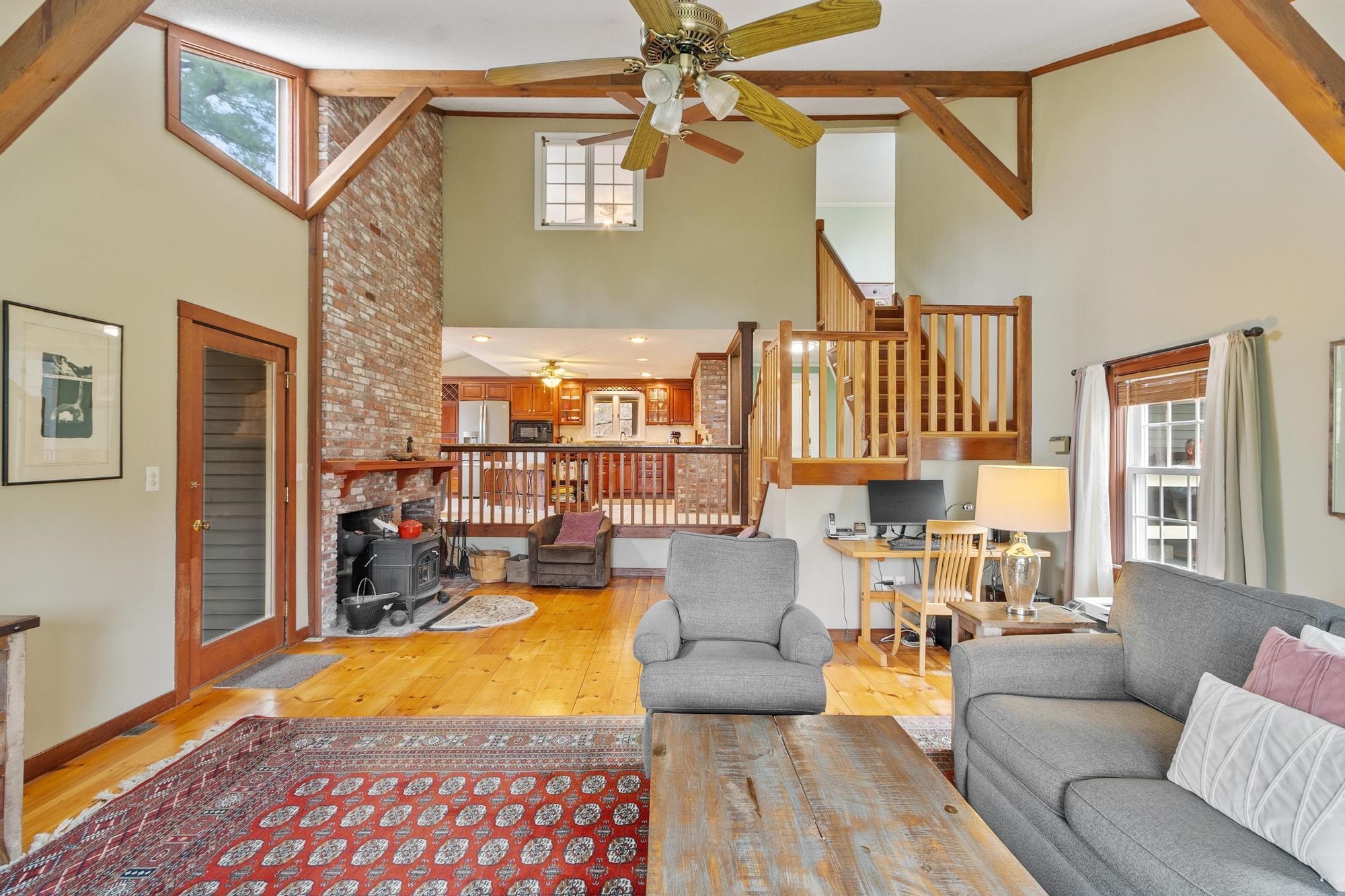 76 English Range Road Derry, NH 03038 - Photo 18 of 60