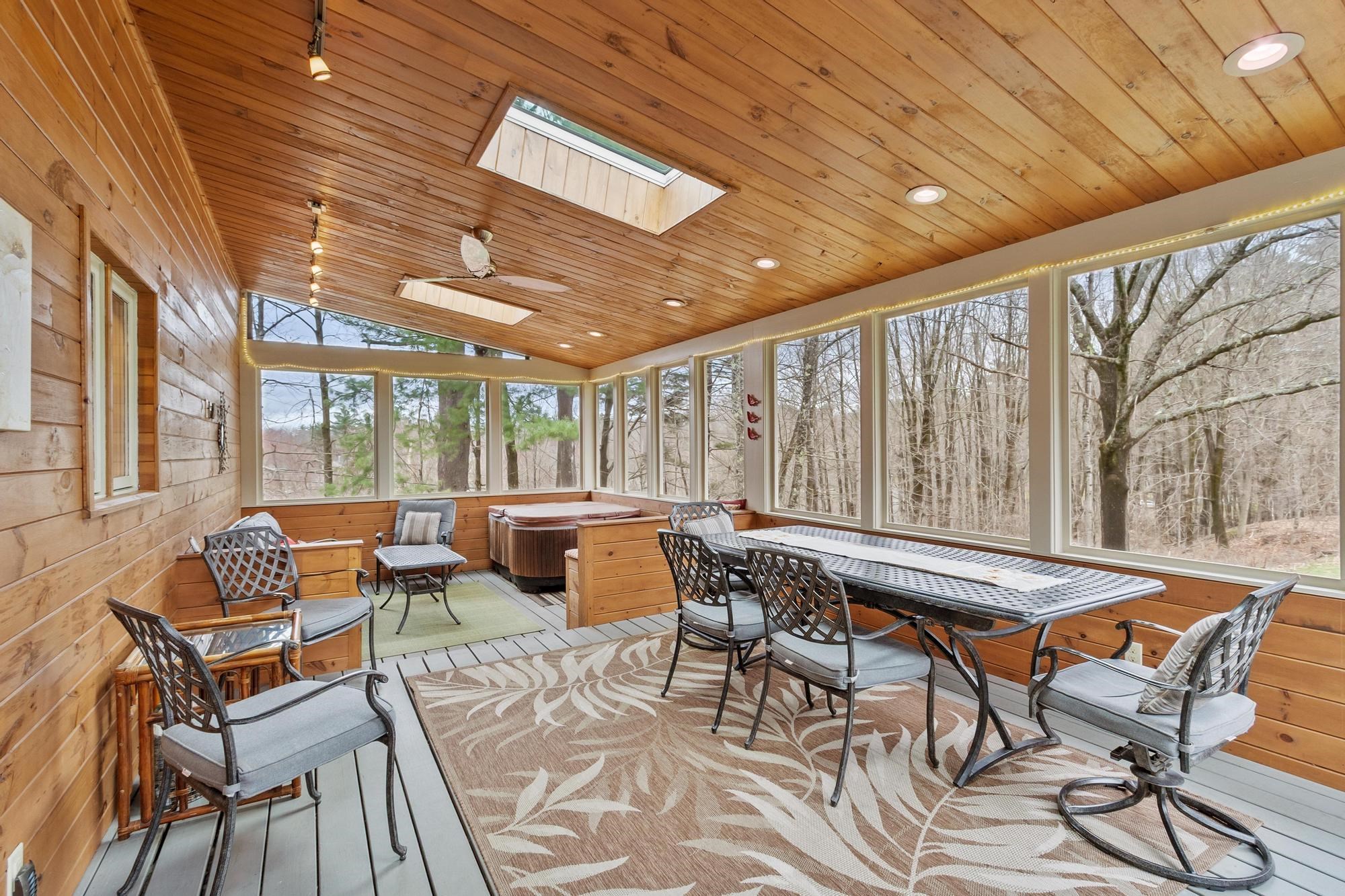 76 English Range Road Derry, NH 03038 - Photo 36 of 60