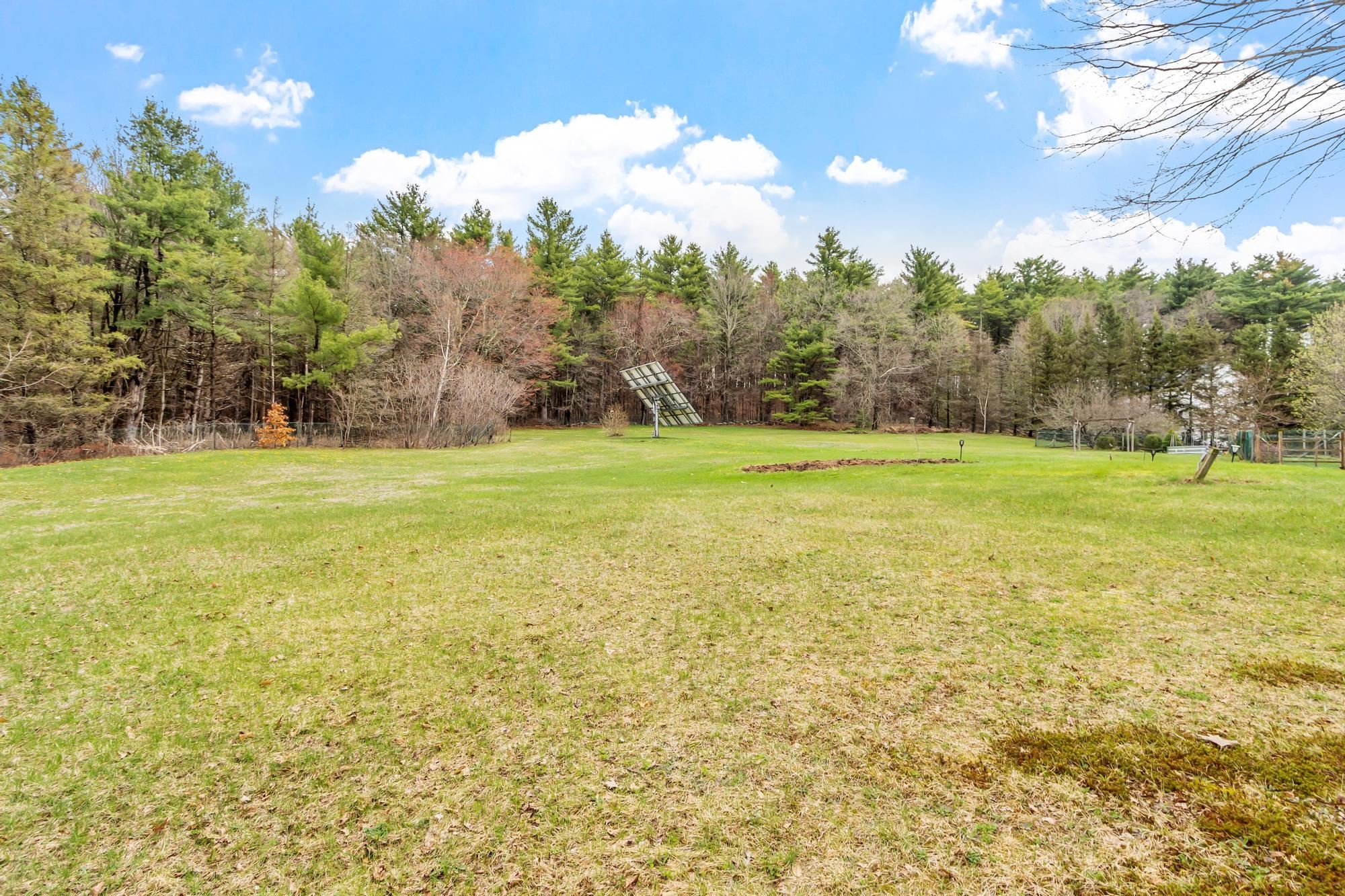 76 English Range Road Derry, NH 03038 - Photo 42 of 60