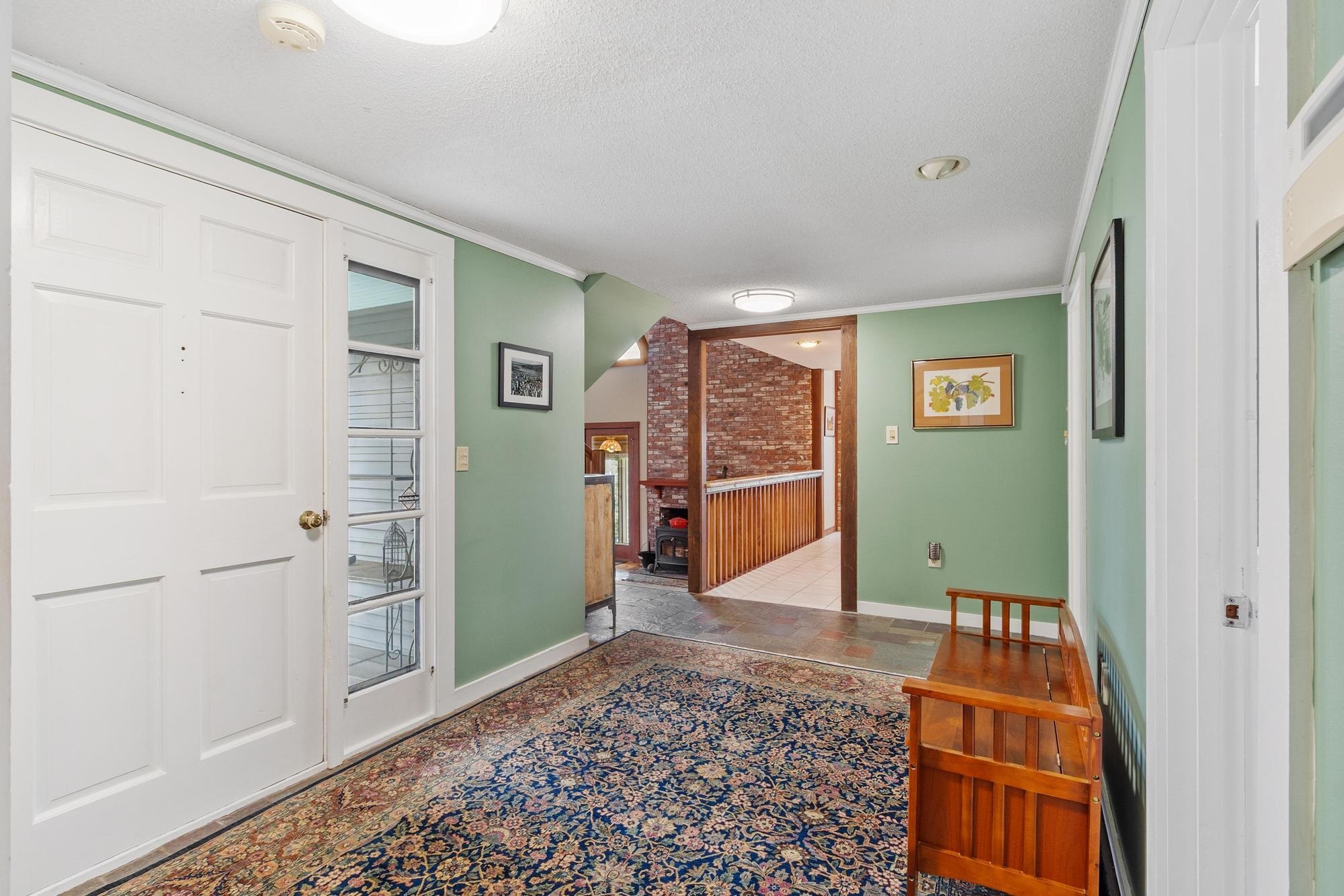 76 English Range Road Derry, NH 03038 - Photo 7 of 60