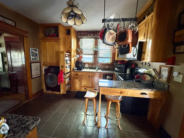 $259,900 | 27 Birch Street, East Millinocket, ME 04430