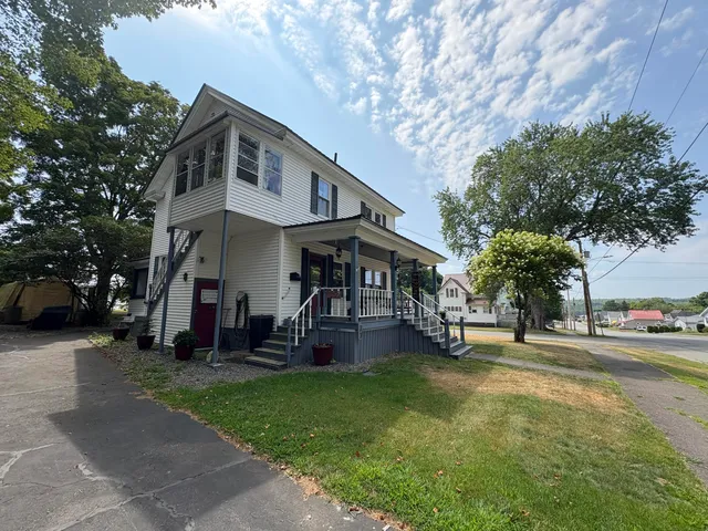 $259,900 | 27 Birch Street, East Millinocket, ME 04430