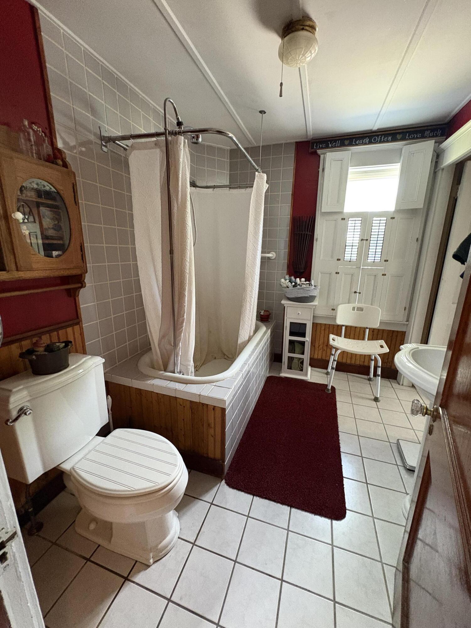 27 Birch Street East Millinocket, ME 04430 - Photo 21 of 55 IMG_3886