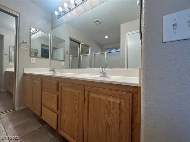 $1,825 | 9527 Crooked Wood Avenue, Las Vegas, NV 89148