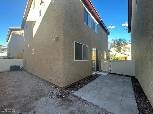 $1,825 | 9527 Crooked Wood Avenue, Las Vegas, NV 89148