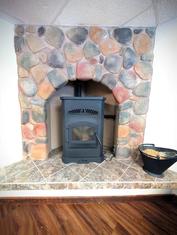 $399,000 | 5486 Green River Road, Fennimore, WI 53809