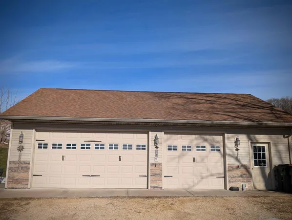 $349,000 | 5486 Green River Road, Fennimore, WI 53809