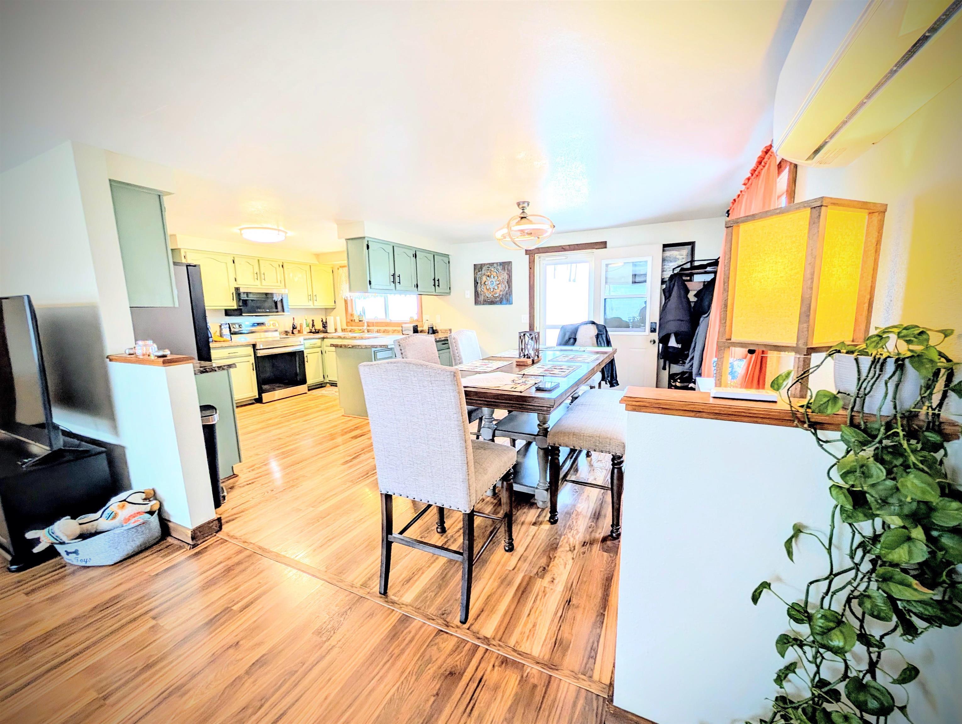 5486 Green River Road Fennimore, WI 53809 - Photo 6 of 34