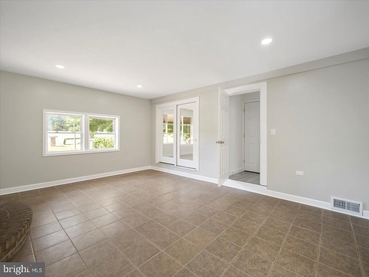8704 Orndorff Road Thurmont, MD 21788 - Photo 23 of 43 a view of an empty room with a window