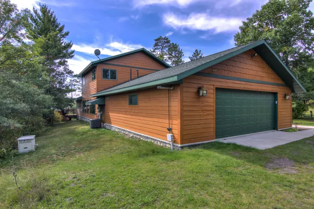 $930,000 | 6454 Pine Oak Road, Gordon, WI 54838