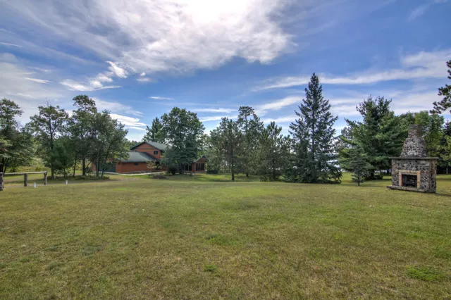 $930,000 | 6454 Pine Oak Road, Gordon, WI 54838