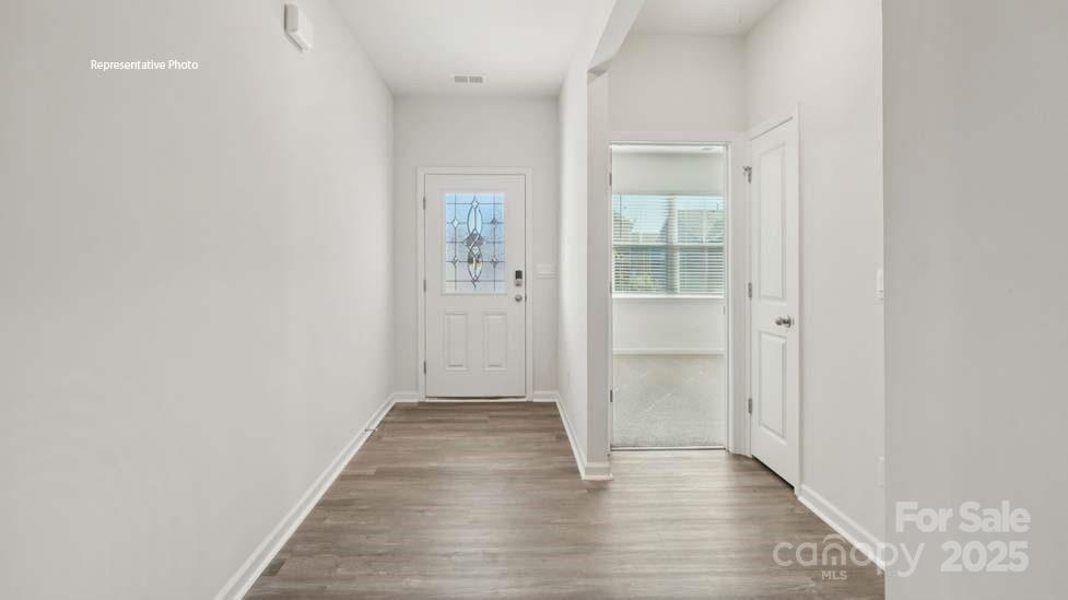 3928 Ashton Drive Northwest Conover, NC 28613 - Photo 3 of 26