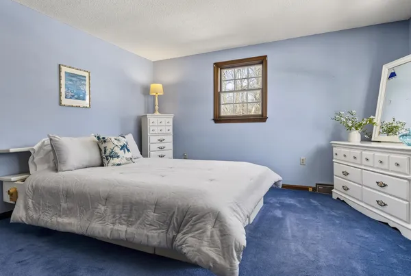 $899,900 | 19 Birchvale Drive, Portland, ME 04102