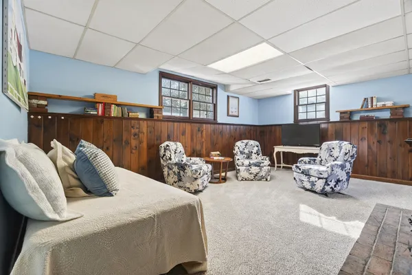 $899,900 | 19 Birchvale Drive, Portland, ME 04102