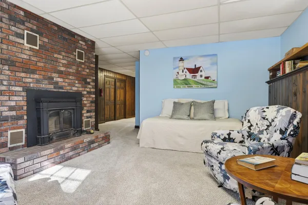 $899,900 | 19 Birchvale Drive, Portland, ME 04102