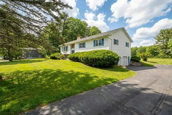 $899,900 | 19 Birchvale Drive, Portland, ME 04102