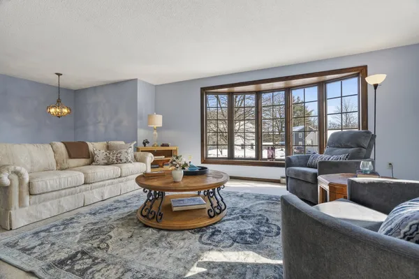 $899,900 | 19 Birchvale Drive, Portland, ME 04102