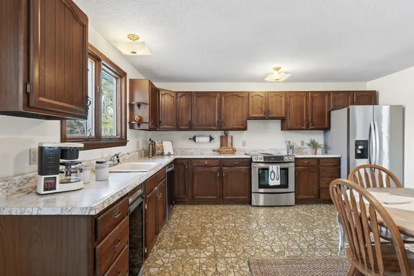 $899,900 | 19 Birchvale Drive, Portland, ME 04102