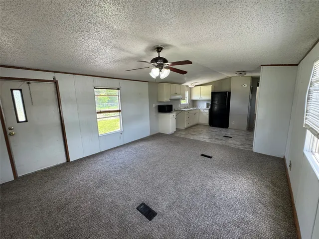 $1,250 | 600 East Melville Drive, Crosby, TX 77532