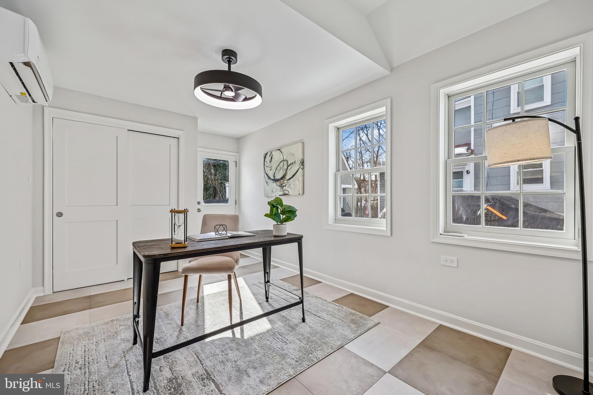 721 Mapleton Road Rockville, MD 20850 - Photo 16 of 36 a view of entryway with kitchen