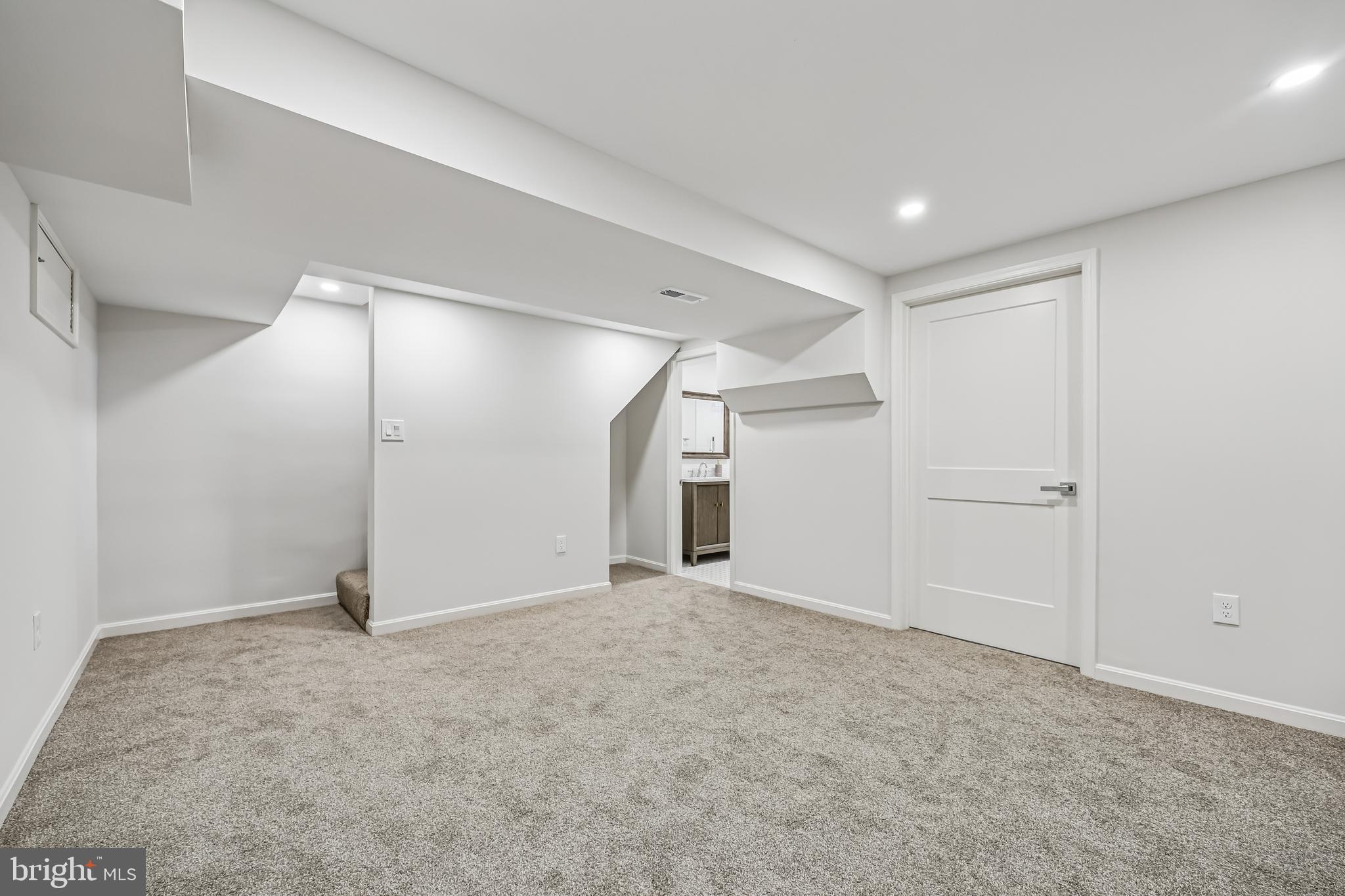 721 Mapleton Road Rockville, MD 20850 - Photo 29 of 36 a view of an empty room