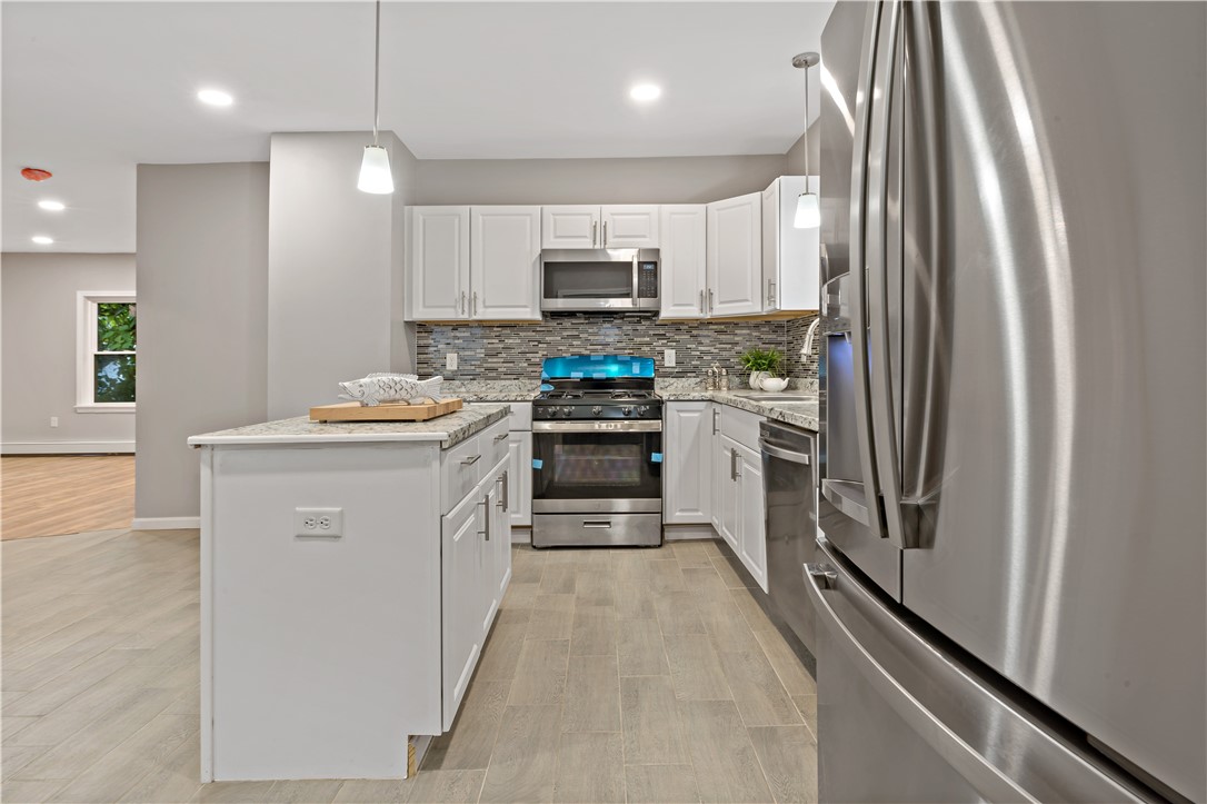 338 Mason Street Woonsocket, RI 02895 - Photo 8 of 28 Gallery Image 8