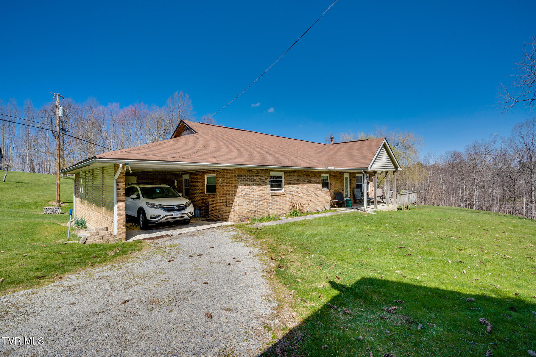5759 Ring Road St. Paul, VA 24283 - Photo 3 of 70 002