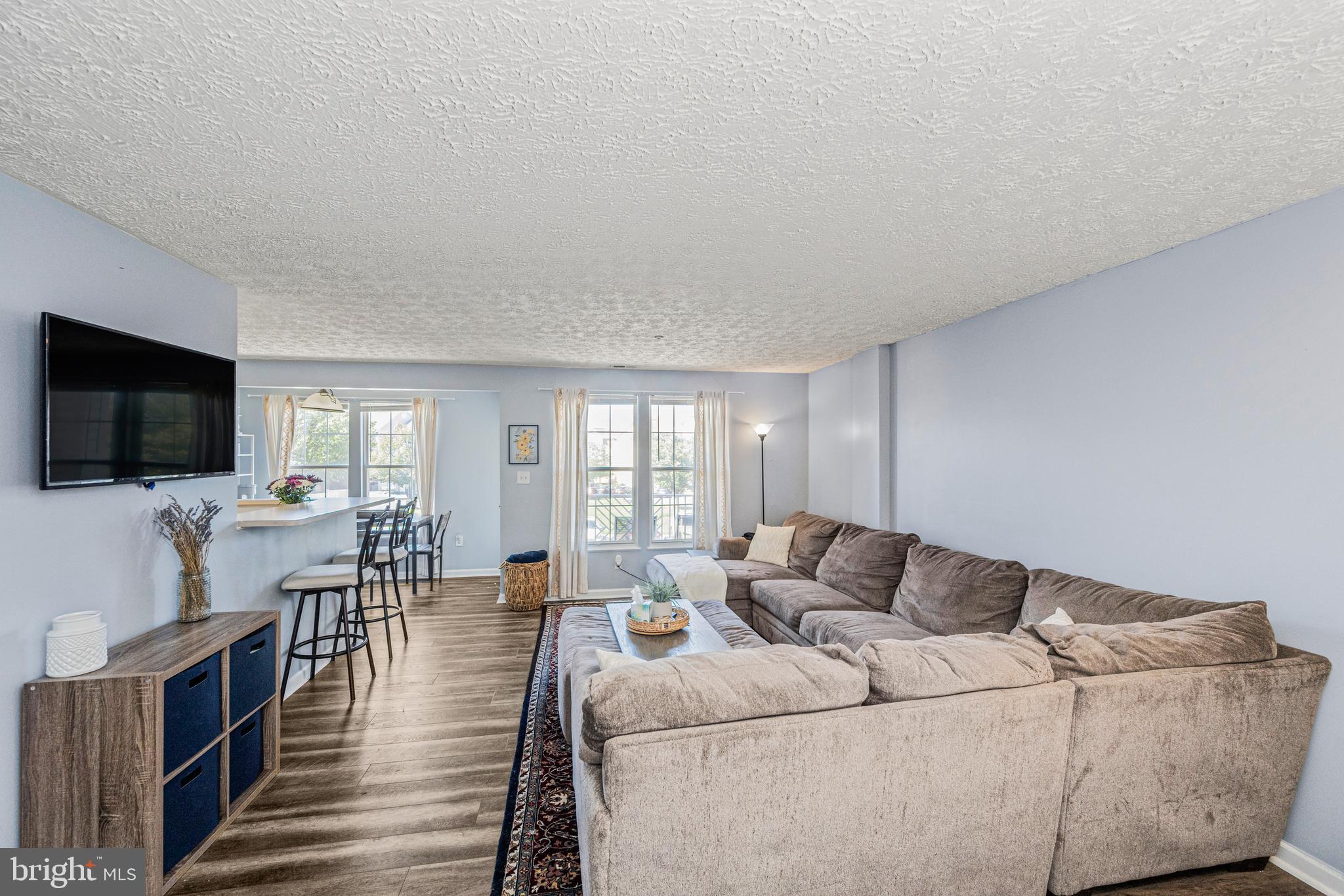 702 Orchard Overlook, Unit 204 Odenton, MD 21113 - Photo 5 of 26 Living Room
