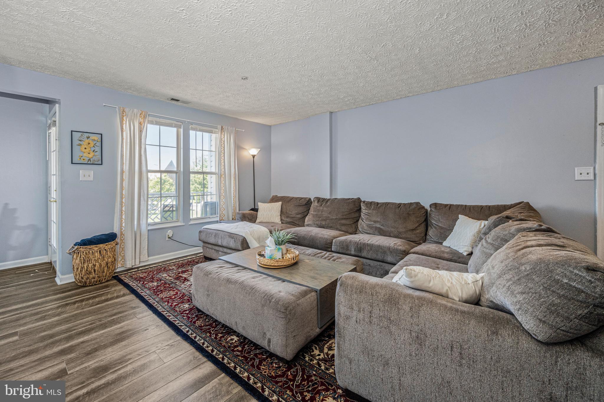 702 Orchard Overlook, Unit 204 Odenton, MD 21113 - Photo 7 of 26 Living Room