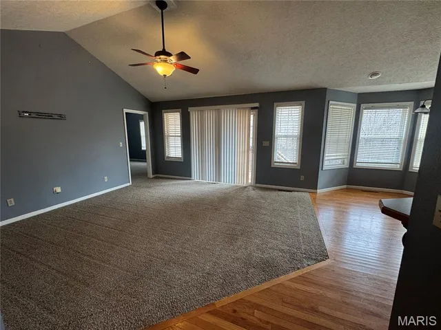 $229,900 | 15760 Terris Lane, St. Robert, MO 65584