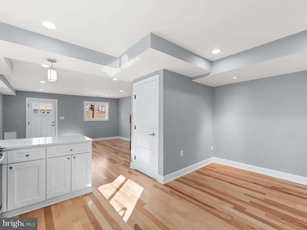 5237 Karl Place Northeast Washington, DC 20019 - Photo 10 of 44