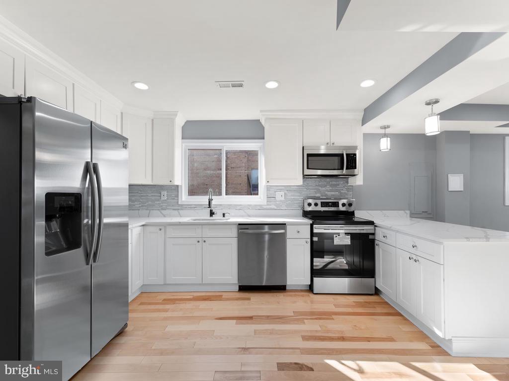5237 Karl Place Northeast Washington, DC 20019 - Photo 13 of 44