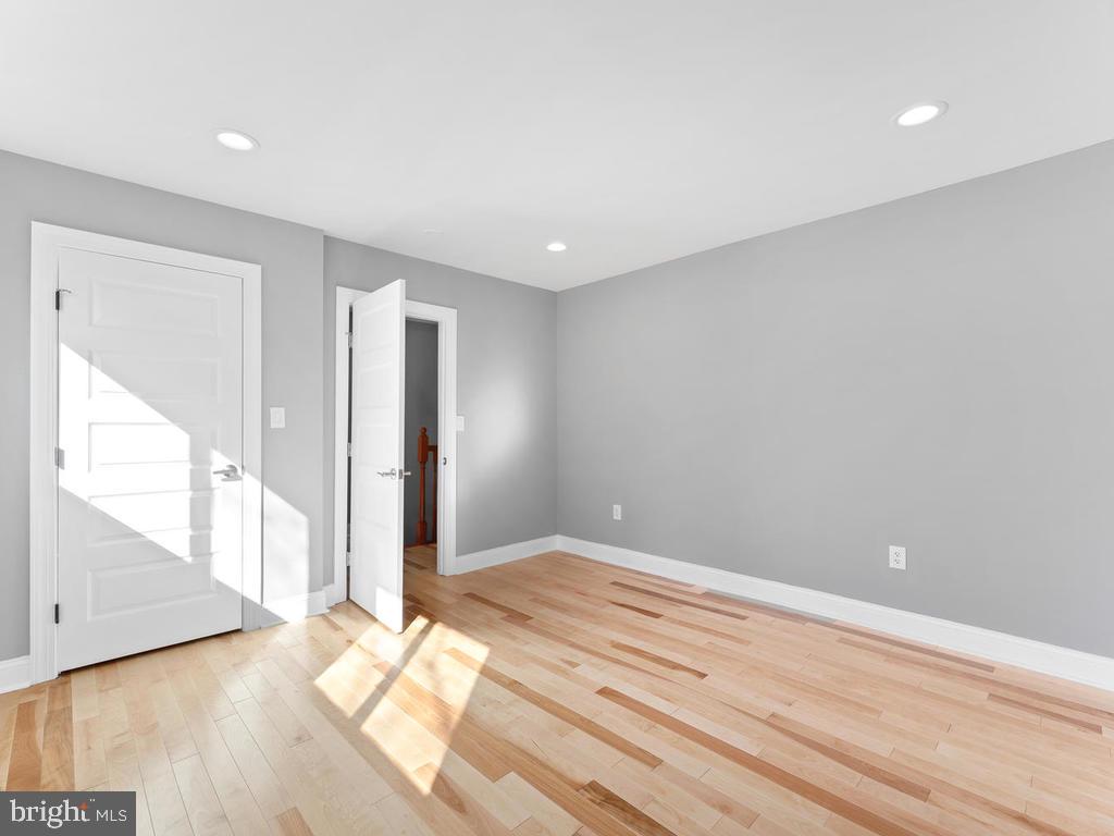 5237 Karl Place Northeast Washington, DC 20019 - Photo 18 of 44