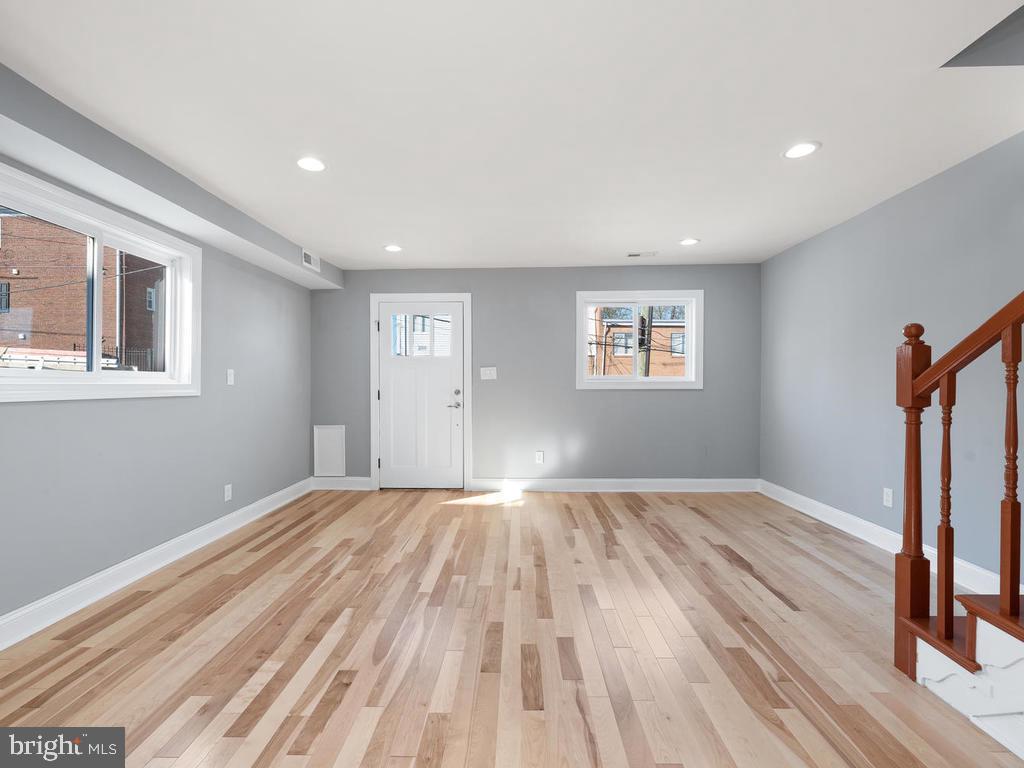5237 Karl Place Northeast Washington, DC 20019 - Photo 3 of 44 Large open living room