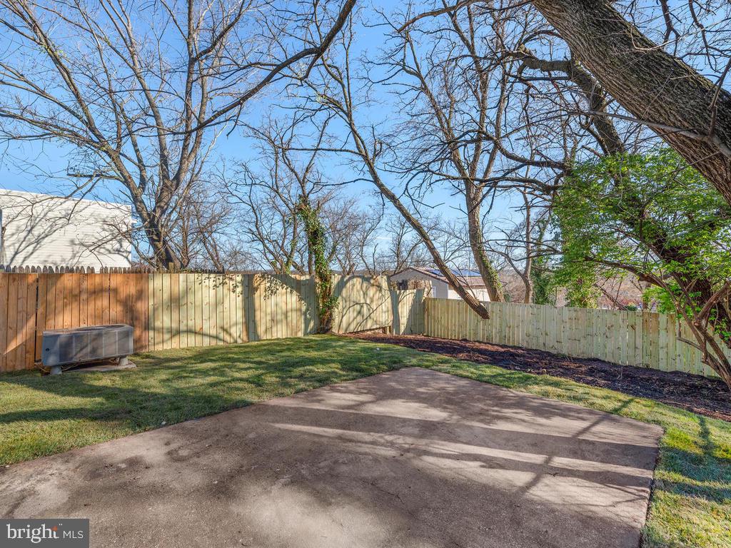 5237 Karl Place Northeast Washington, DC 20019 - Photo 43 of 44