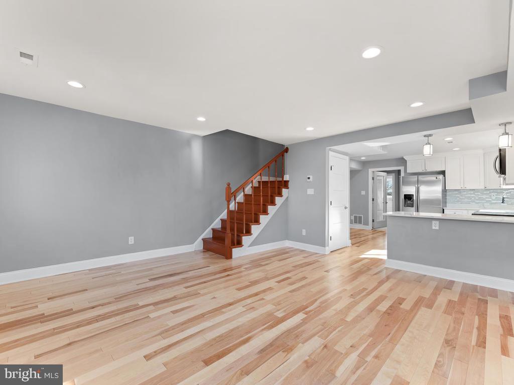 5237 Karl Place Northeast Washington, DC 20019 - Photo 7 of 44