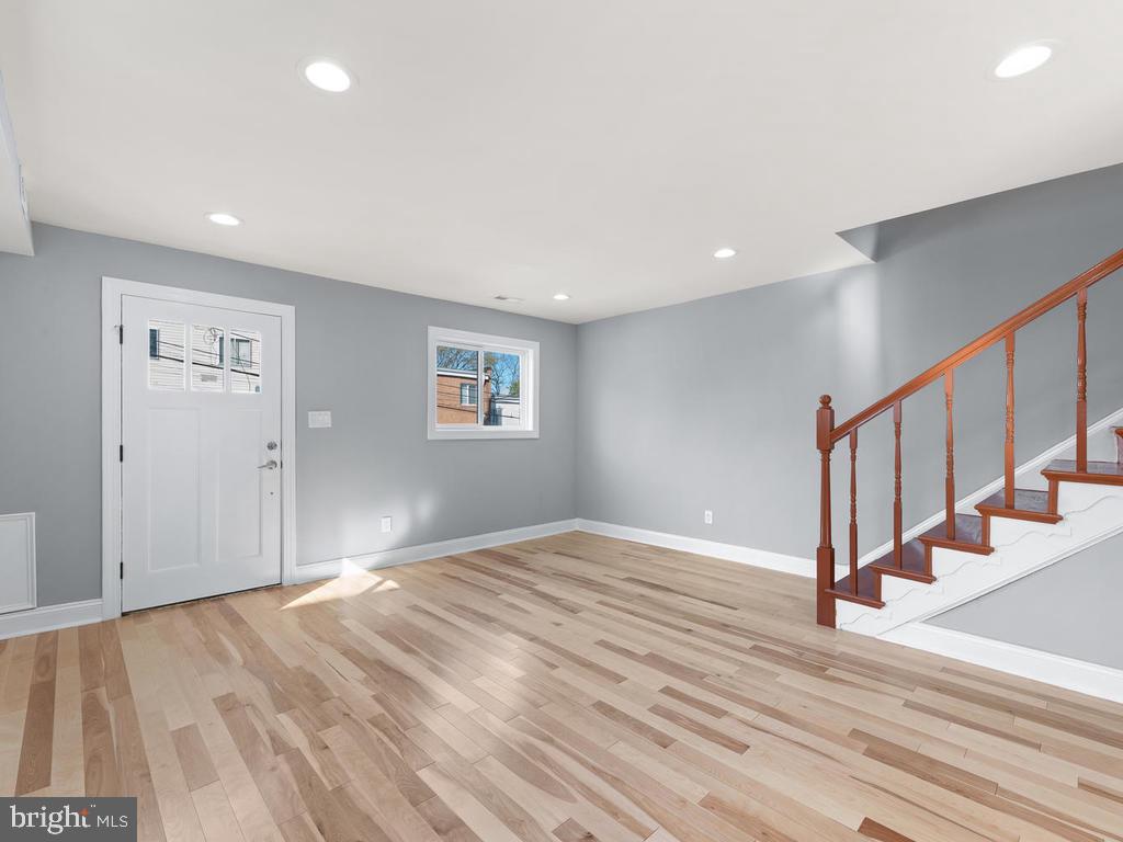 5237 Karl Place Northeast Washington, DC 20019 - Photo 8 of 44
