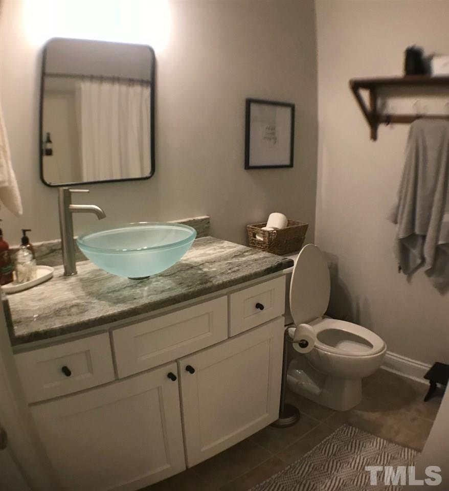 181 Waterfall Road Henderson, NC 27537 - Photo 12 of 25 Gallery Image 12
