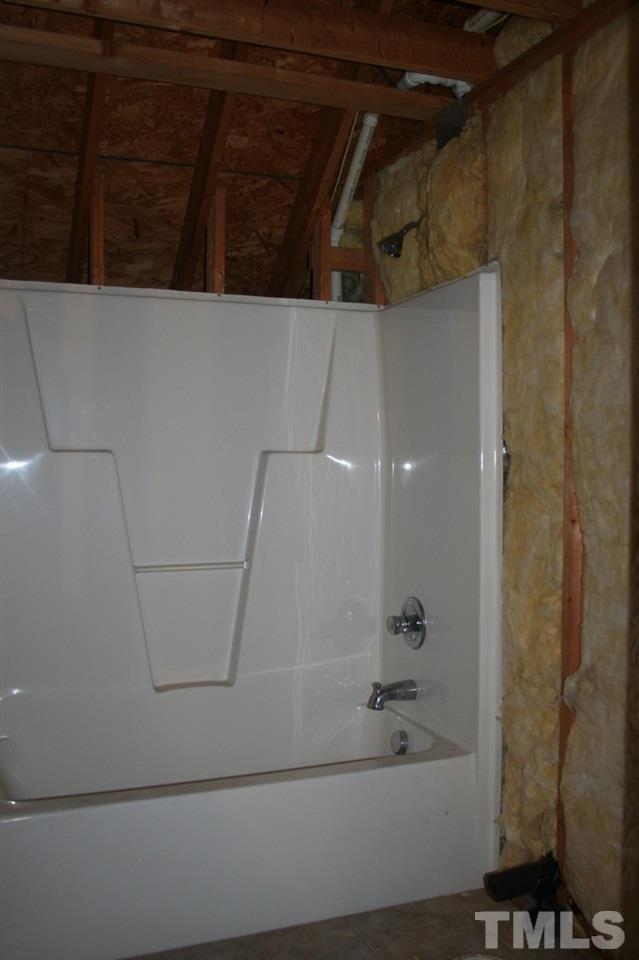 181 Waterfall Road Henderson, NC 27537 - Photo 20 of 25 Gallery Image 20