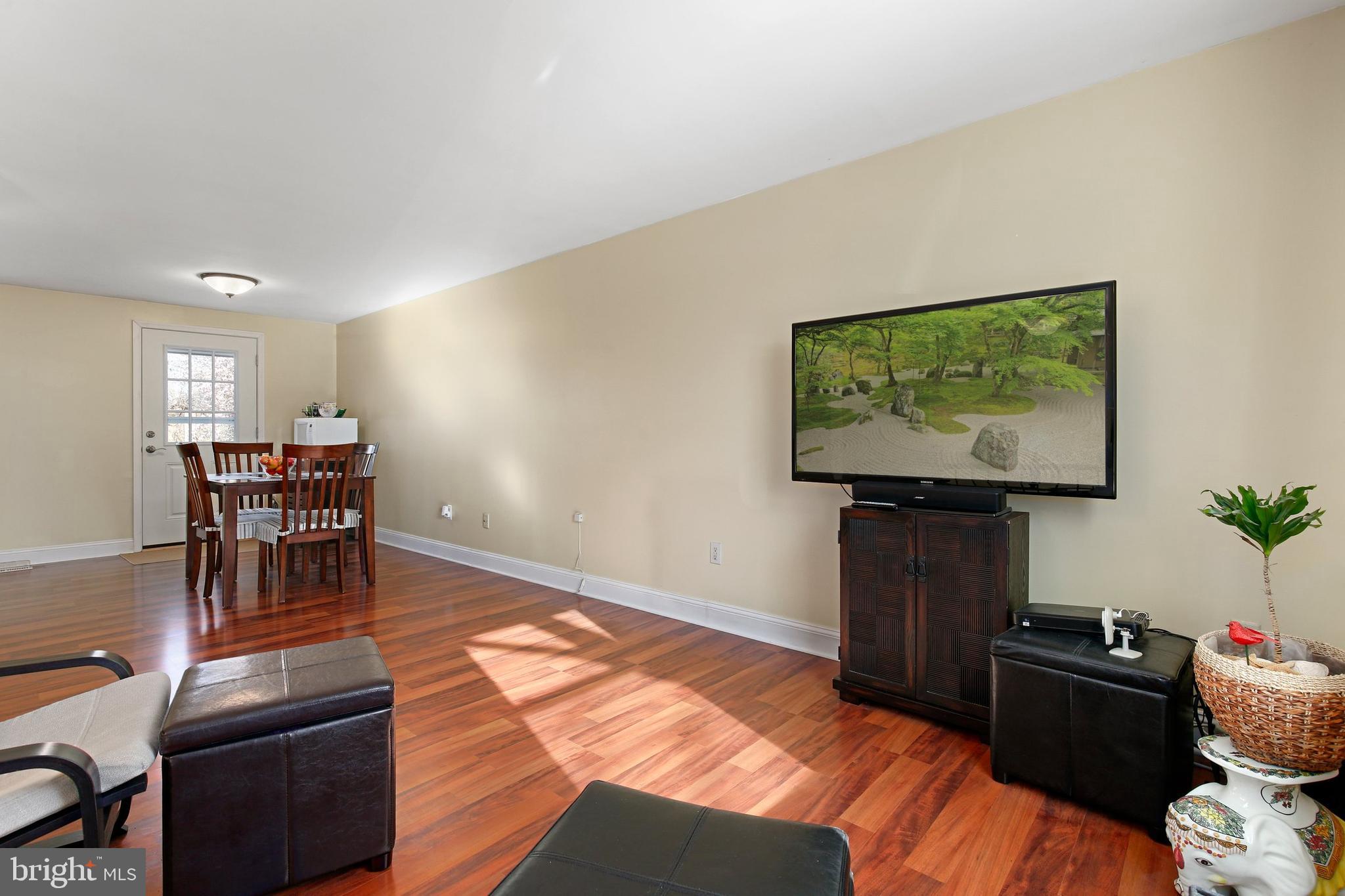19084 Staleybridge Road Germantown, MD 20876 - Photo 13 of 29