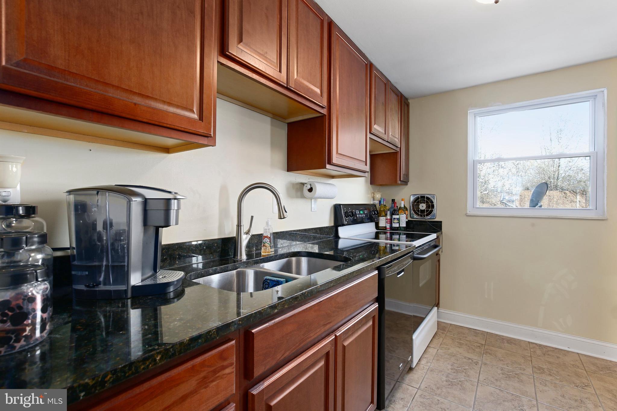 19084 Staleybridge Road Germantown, MD 20876 - Photo 19 of 29