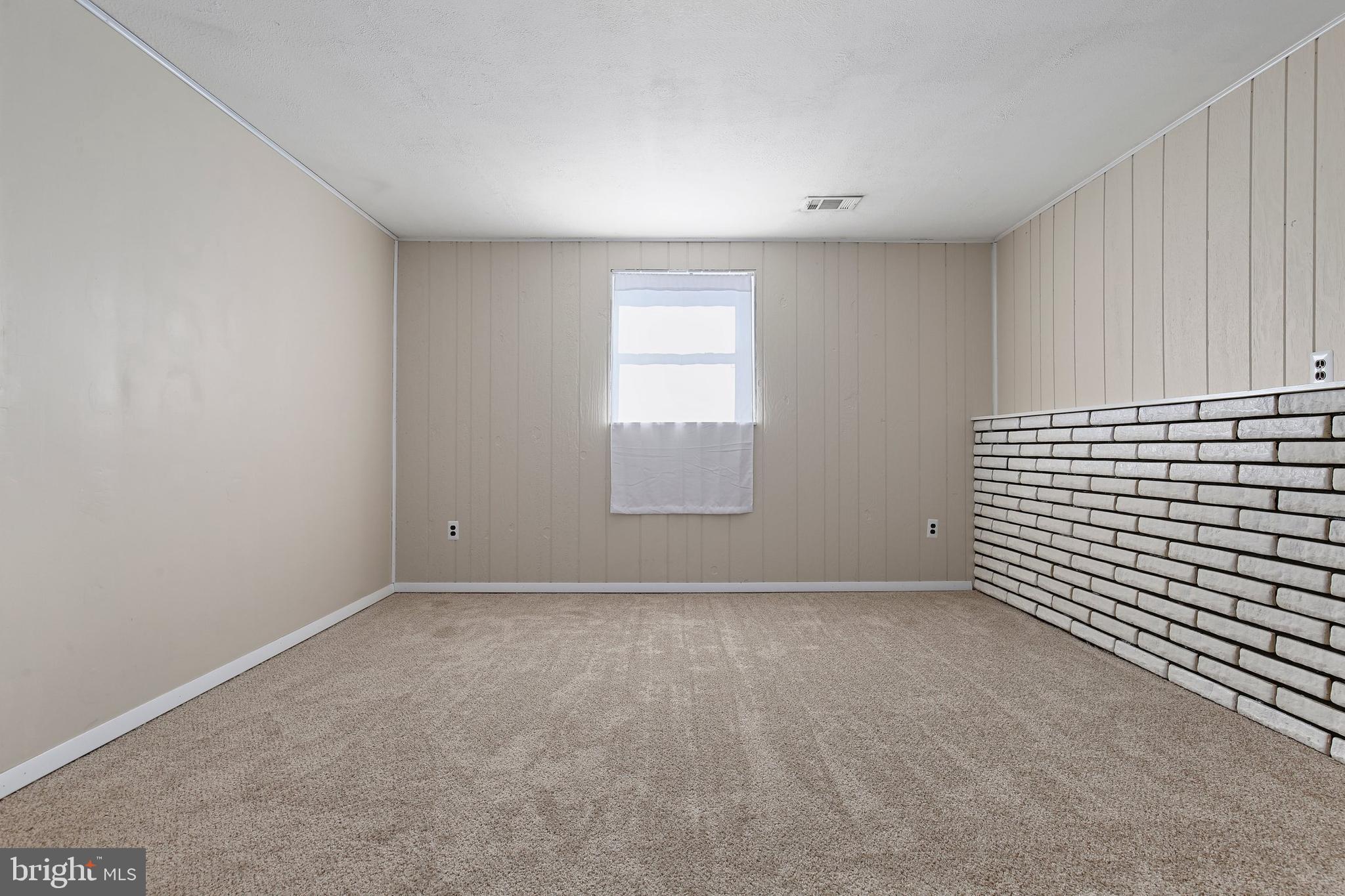19084 Staleybridge Road Germantown, MD 20876 - Photo 10 of 29